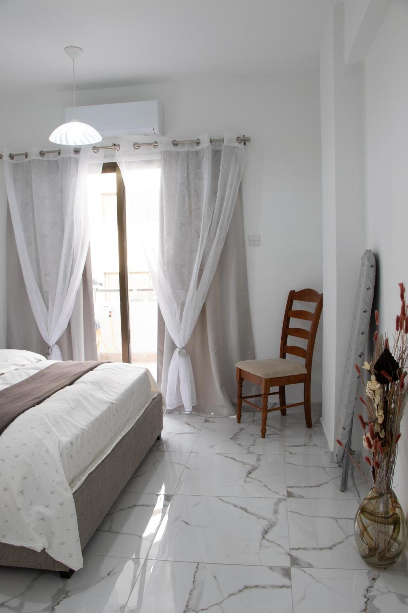 Apartment,Near The Beach Pinikoudes Larnaca Exterior foto