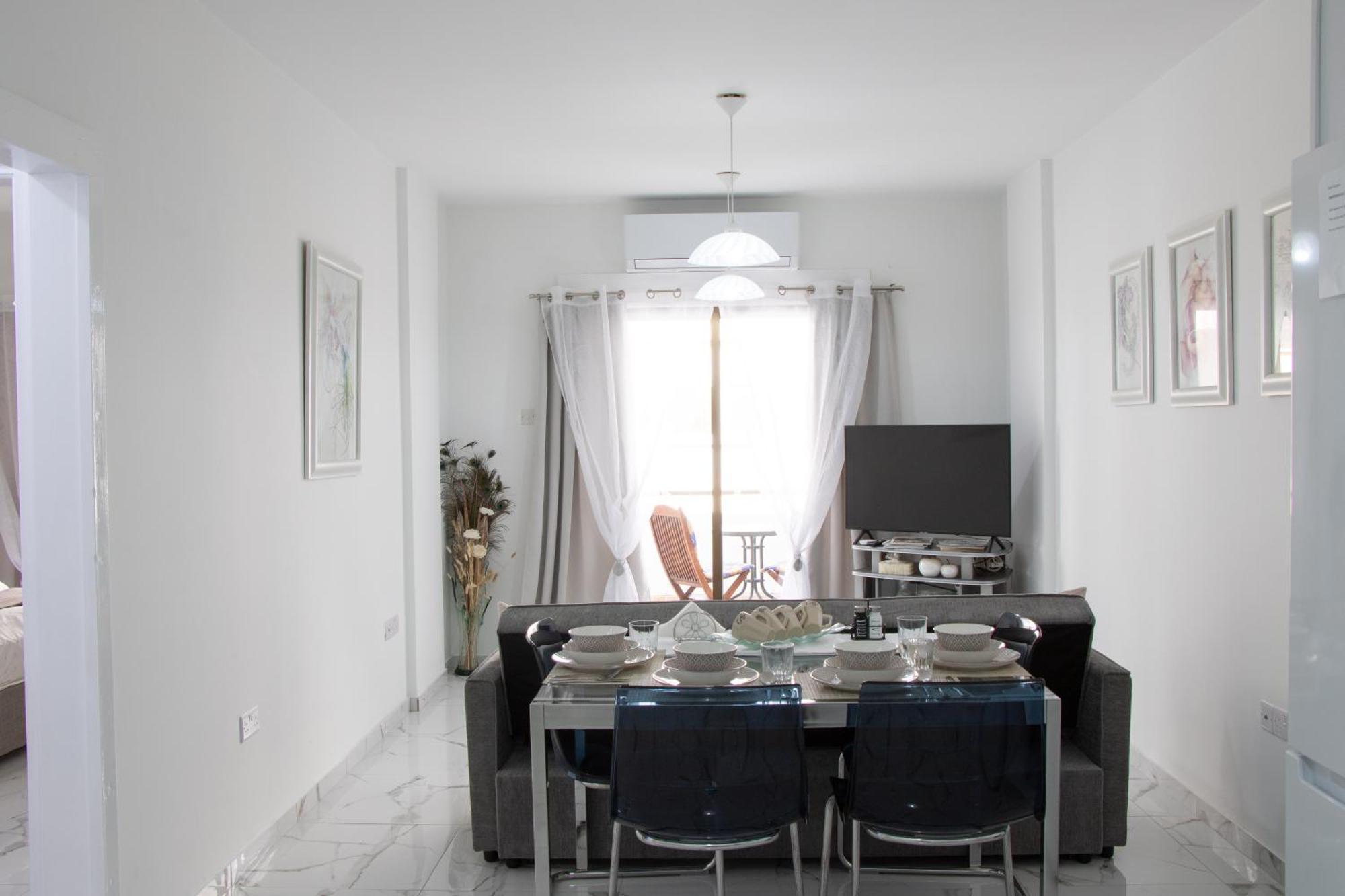 Apartment,Near The Beach Pinikoudes Larnaca Exterior foto